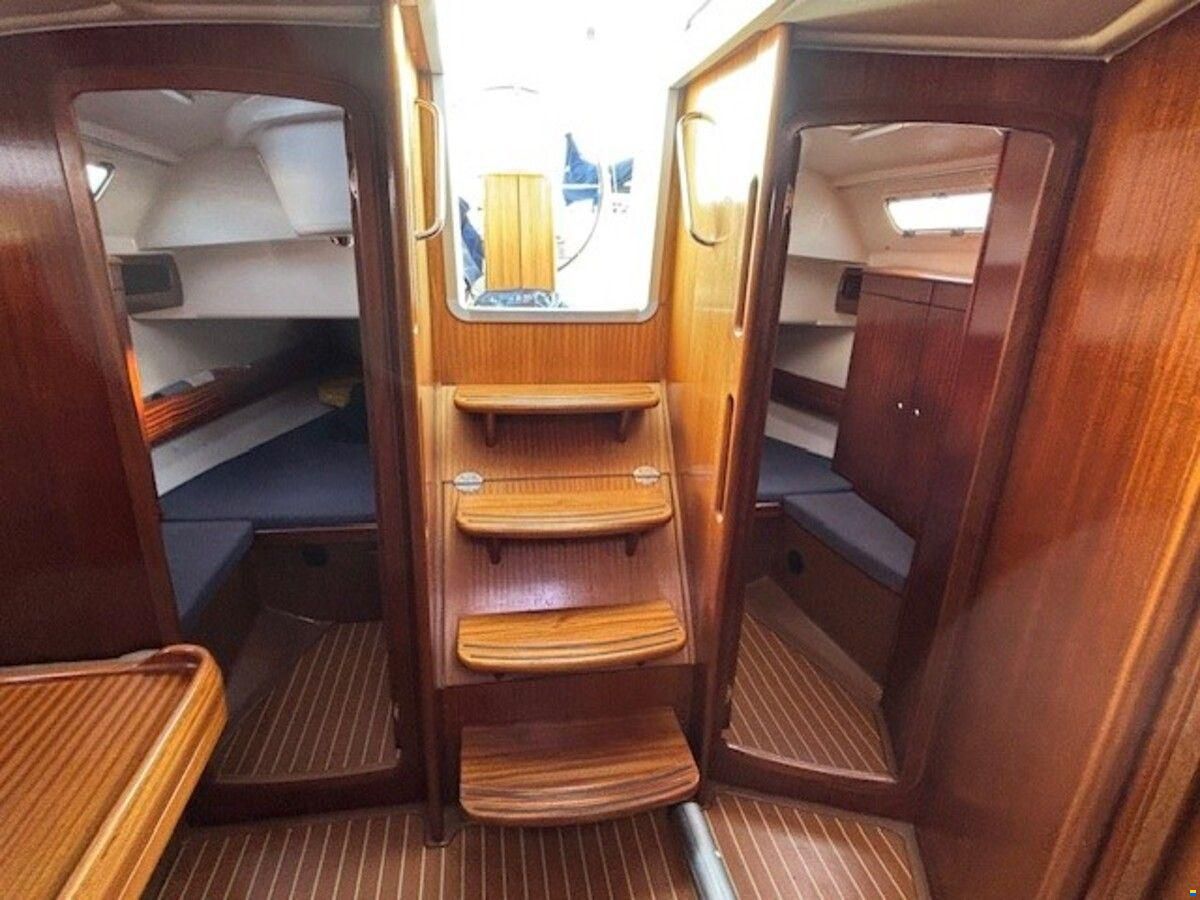 Bavaria 38-3