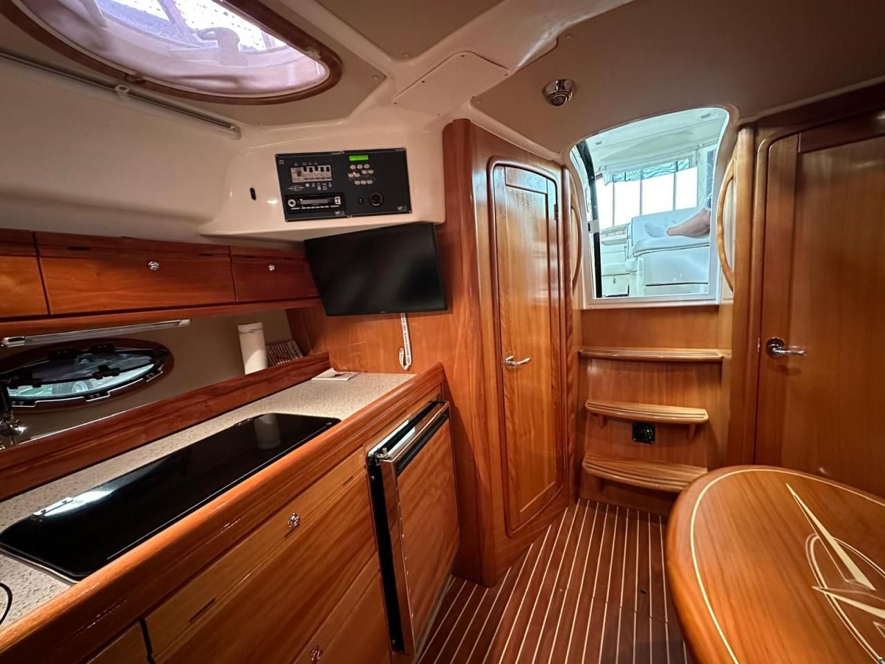 Bavaria 32 HT Sport