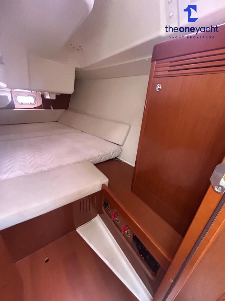 Beneteau Oceanis 34 Limited Edition