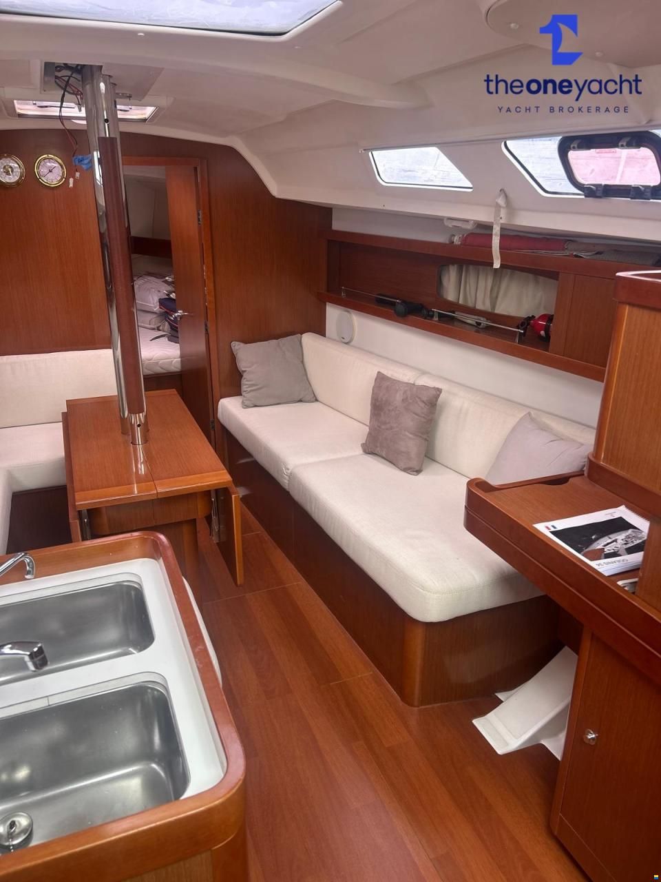Beneteau Oceanis 34 Limited Edition