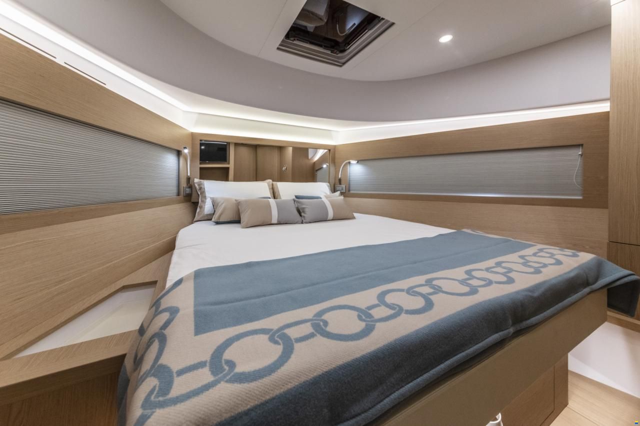 Solaris Power 44 open