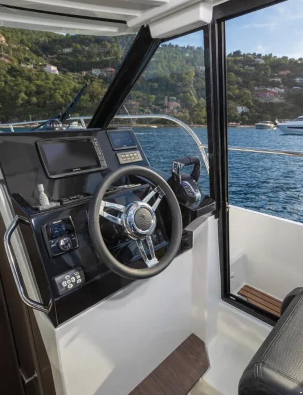Jeanneau Merry Fisher 895