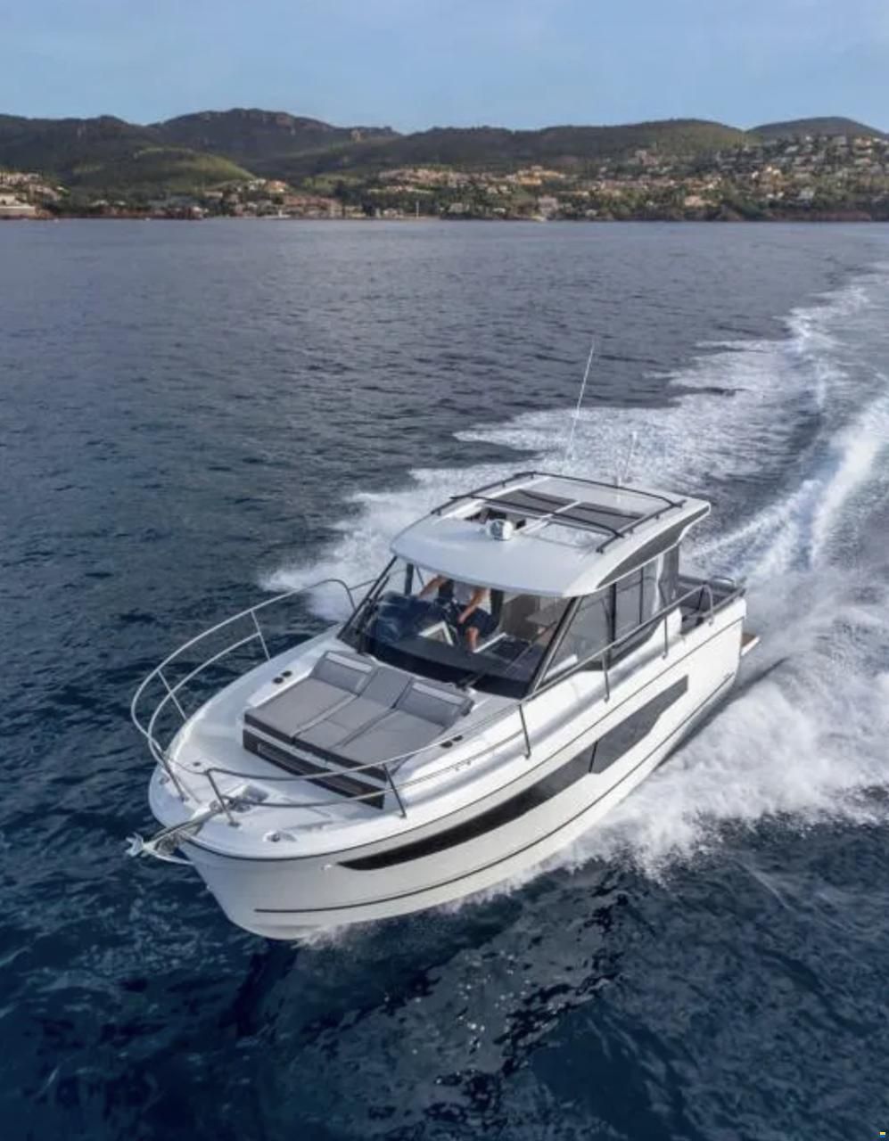 Jeanneau Merry Fisher 895