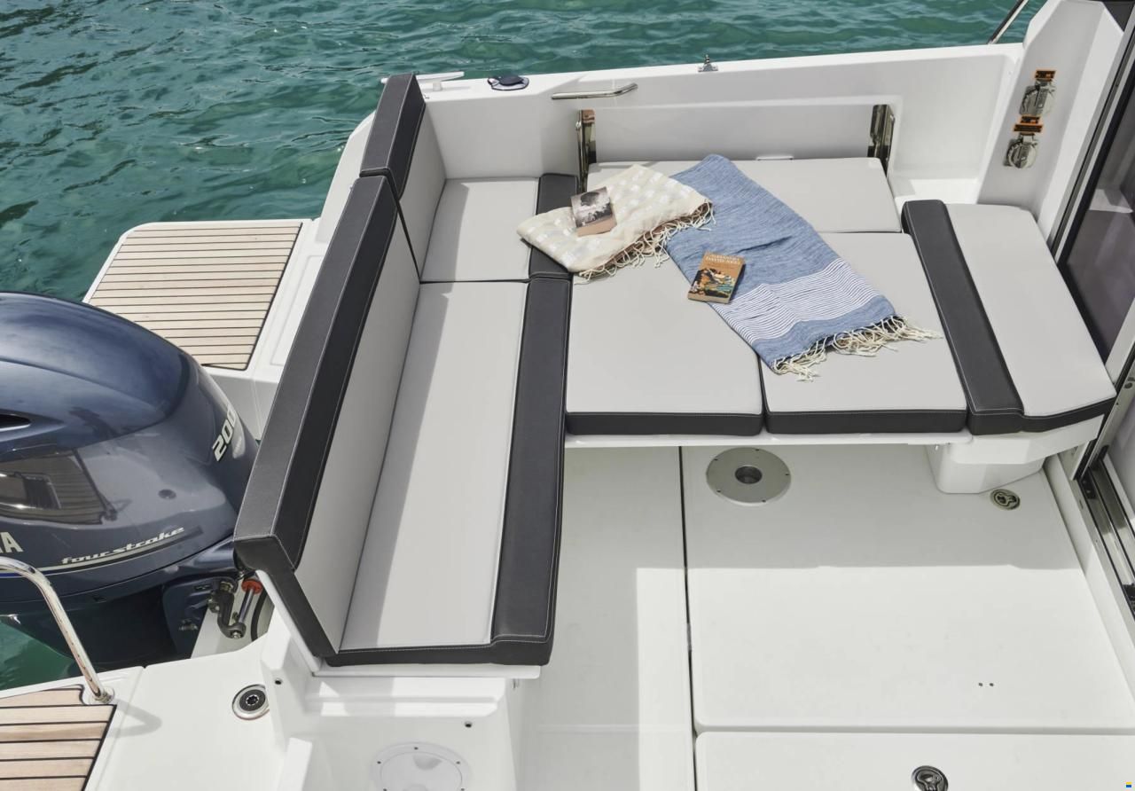 Jeanneau Merry Fisher 795