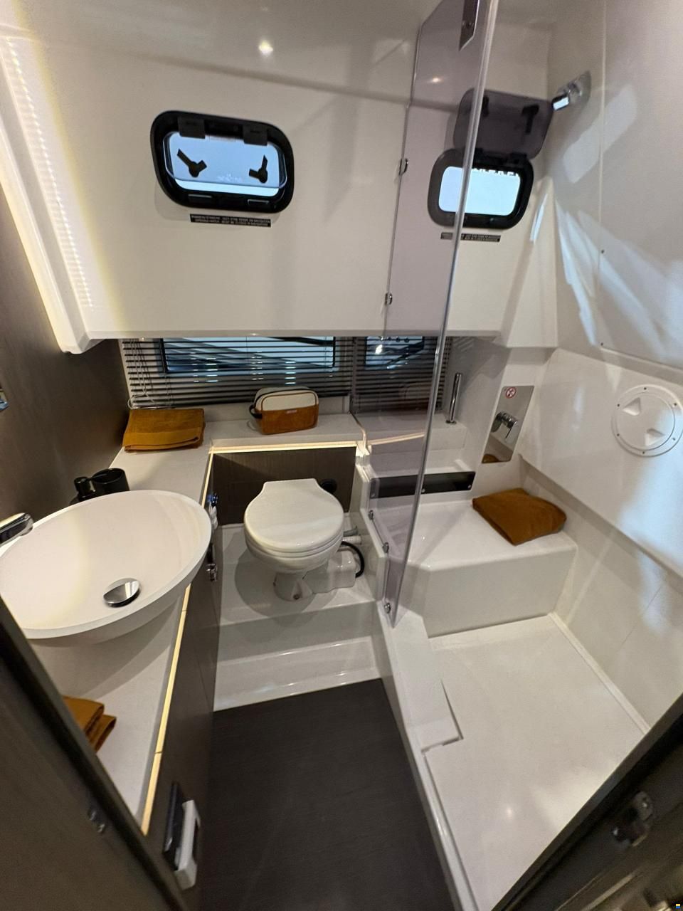Wellcraft 38 EXPLORER