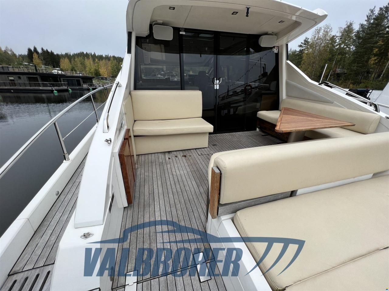 Fairline TARGA 64 GT