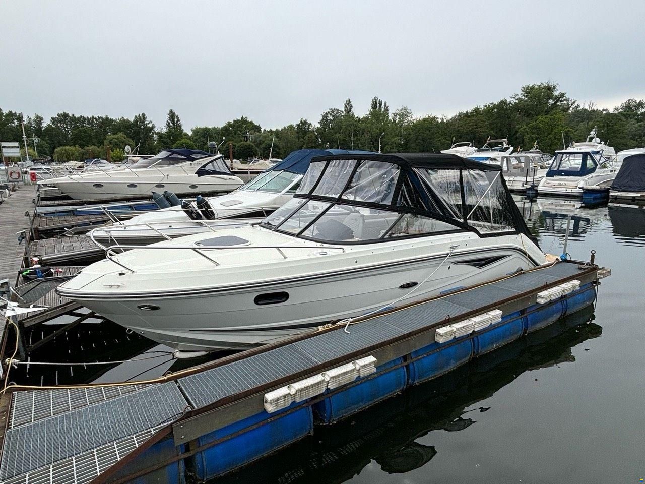 Sea Ray 250 SunSport