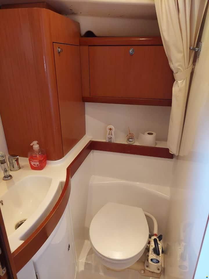 Beneteau Oc&eacute;anis 40