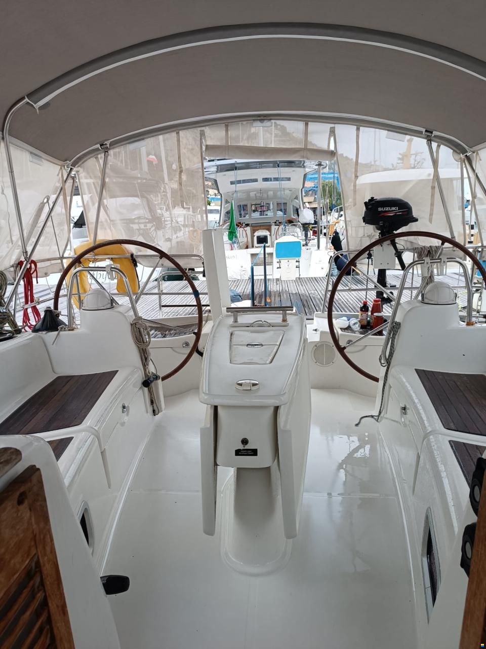 Beneteau Oc&eacute;anis 40