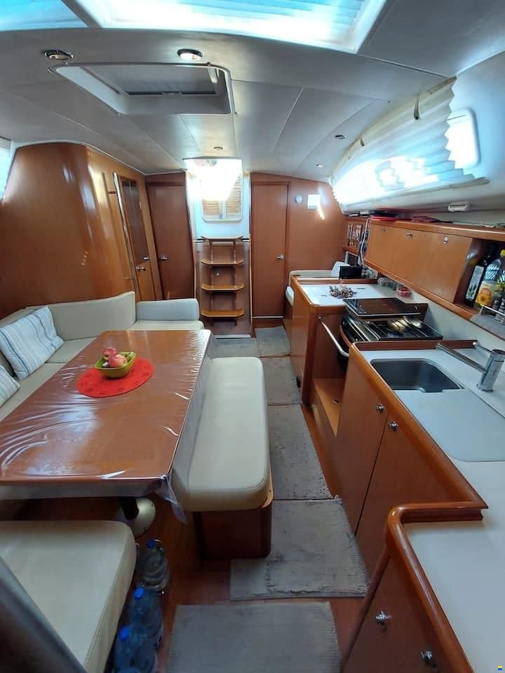 Beneteau Oc&eacute;anis 40