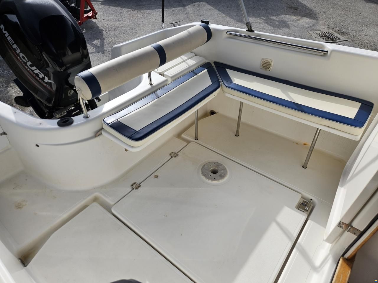 Quicksilver 650 Weekend