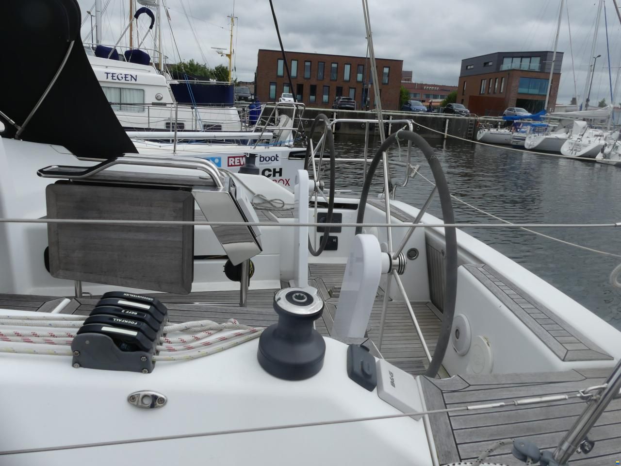 Hanse 345
