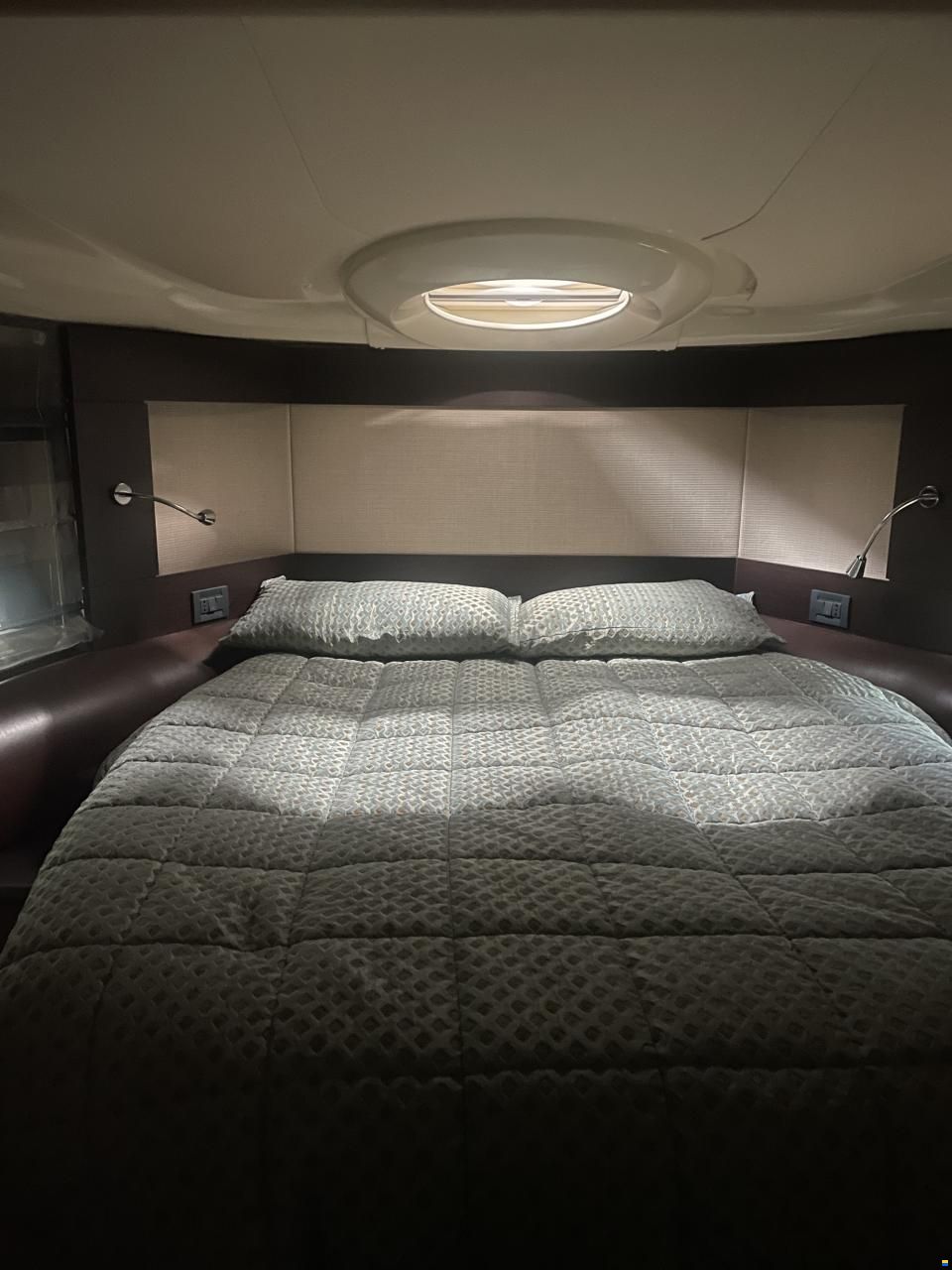 Azimut  43S