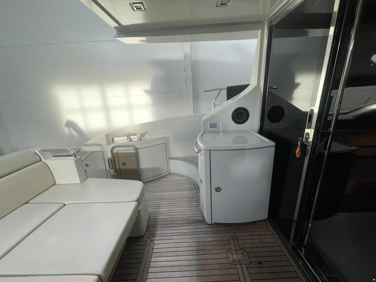 Azimut  43S