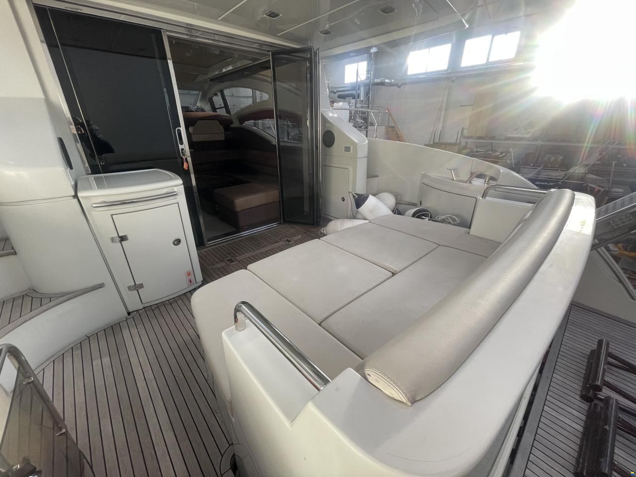 Azimut  43S