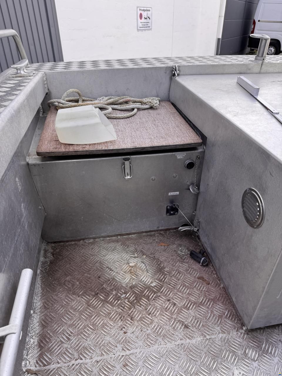 Barro Landungsboot mit Bugklappe