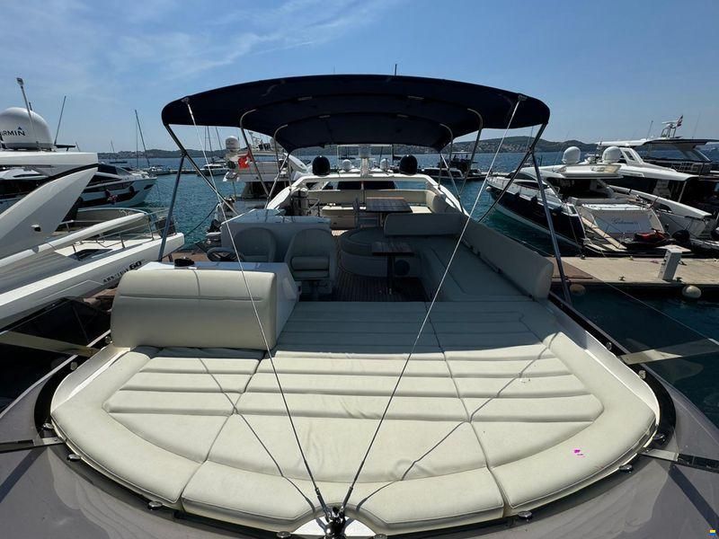 Sunseeker Manhattan 66