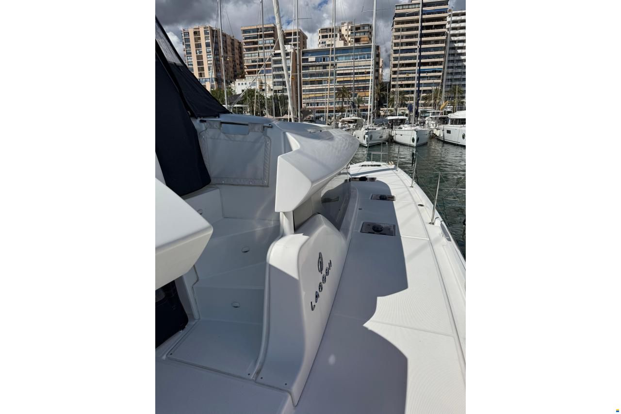 Lagoon 46