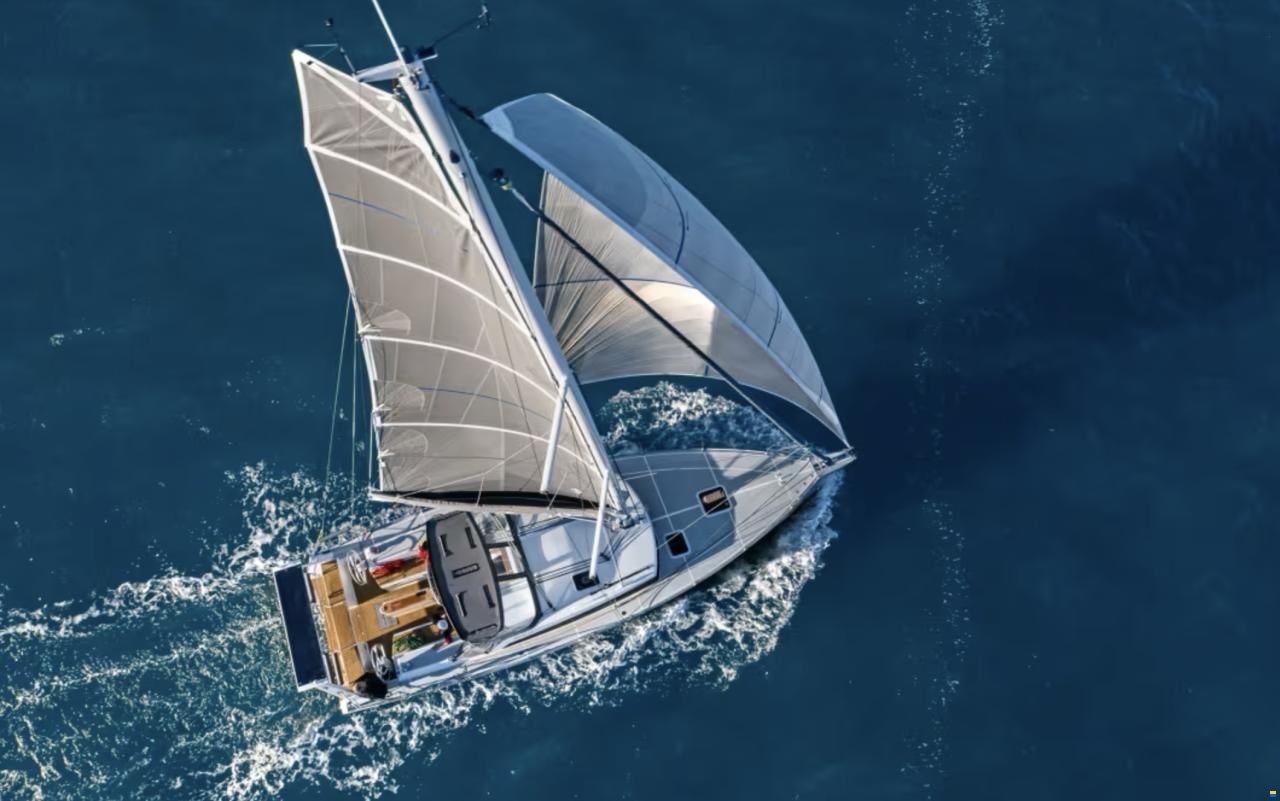 Alubat Ovni 370