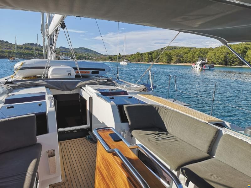 Hanse 505
