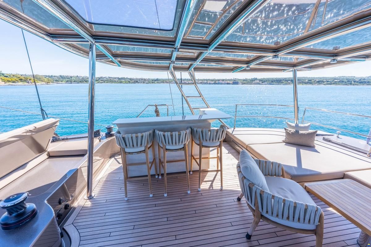 Sunreef 60 SAILING