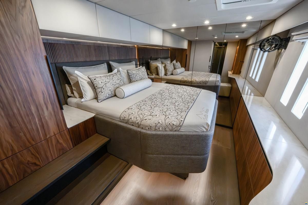 Sunreef 60 SAILING