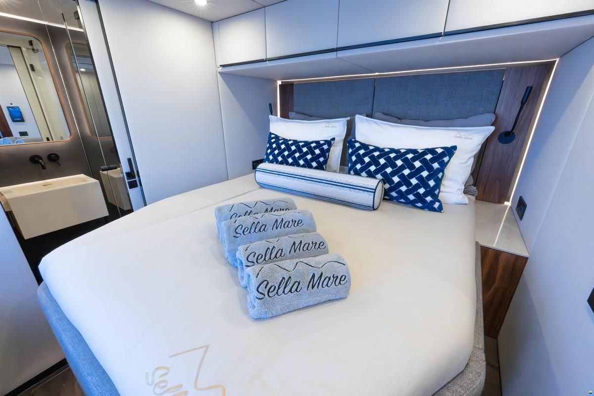 Sunreef 60 SAILING