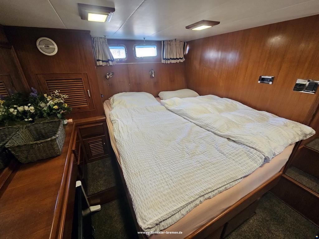 King Yachts Sea Ranger 53