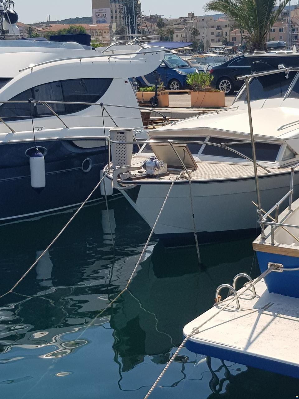 Chris Craft Supercatalina 28