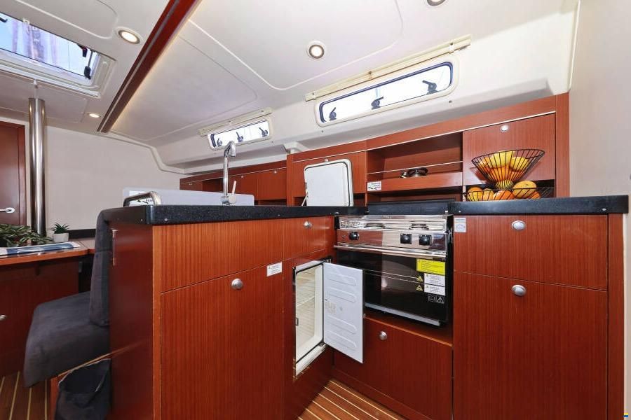 Hanse 385