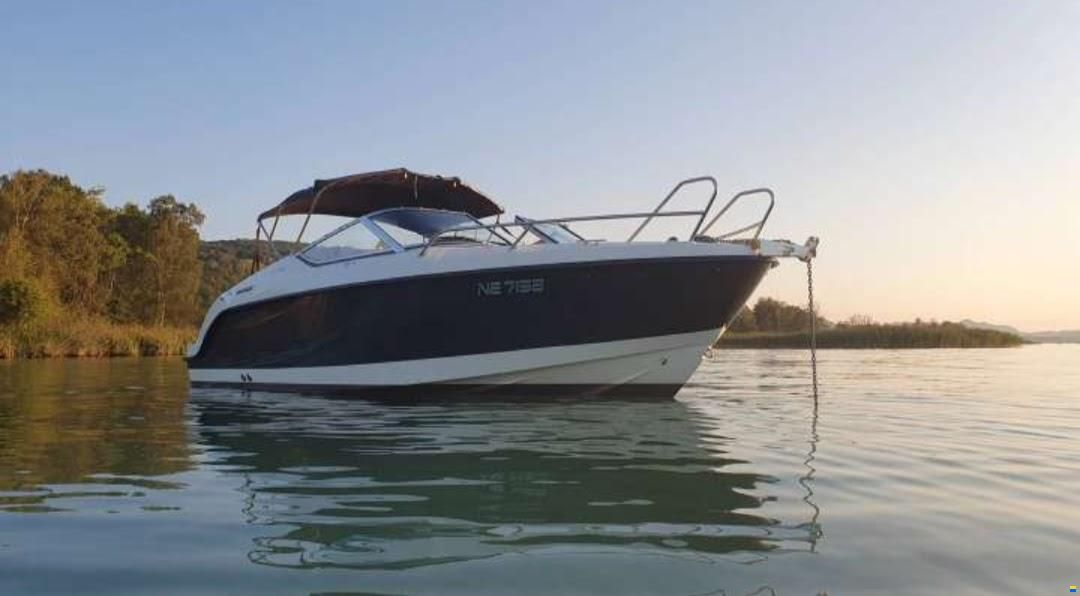 quicksilver Activ 645 Cabin