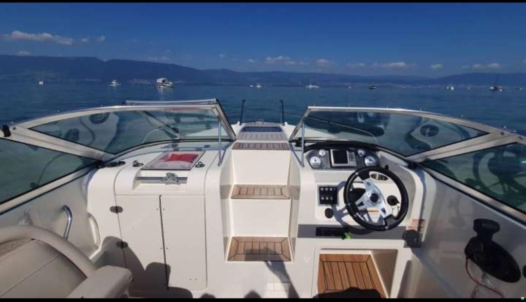 quicksilver Activ 645 Cabin