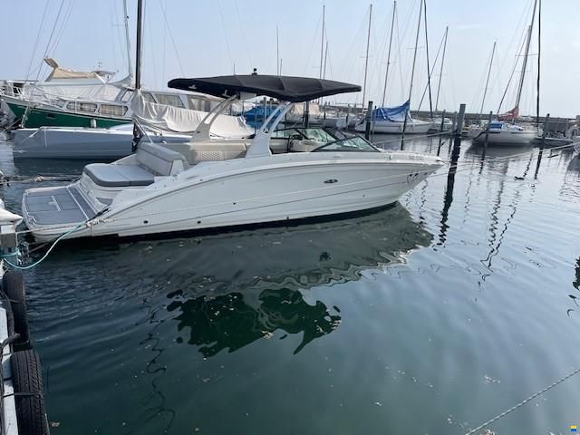 Sea Ray SDX 270