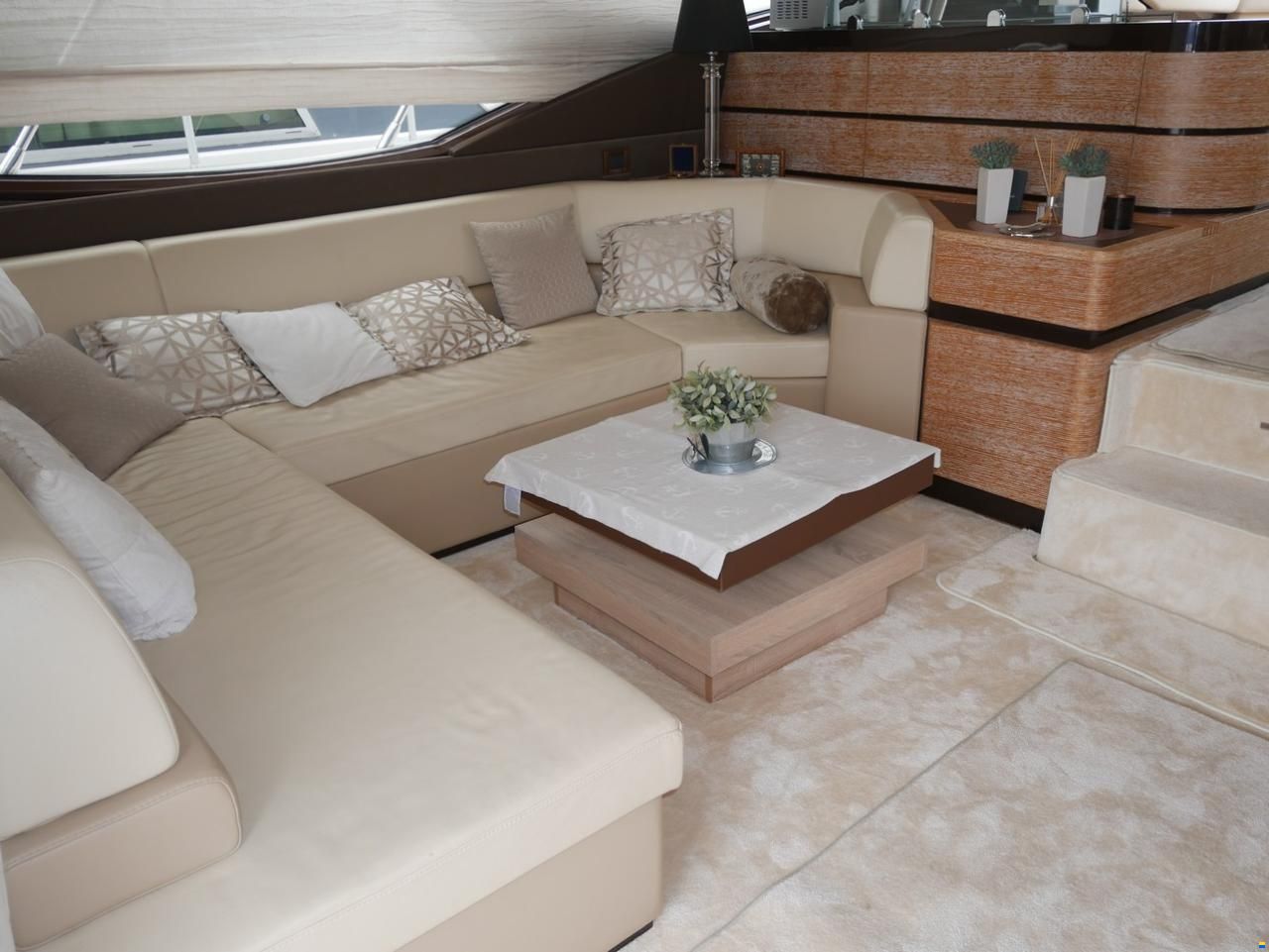 Azimut 60