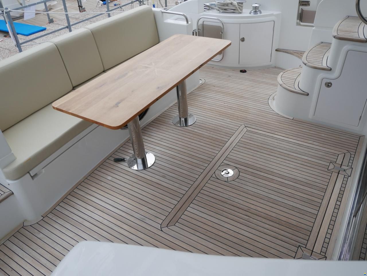 Azimut 60