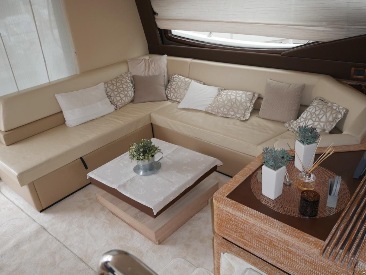 Azimut 60