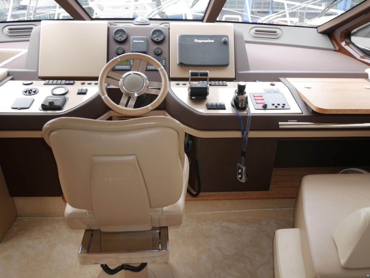 Azimut 60