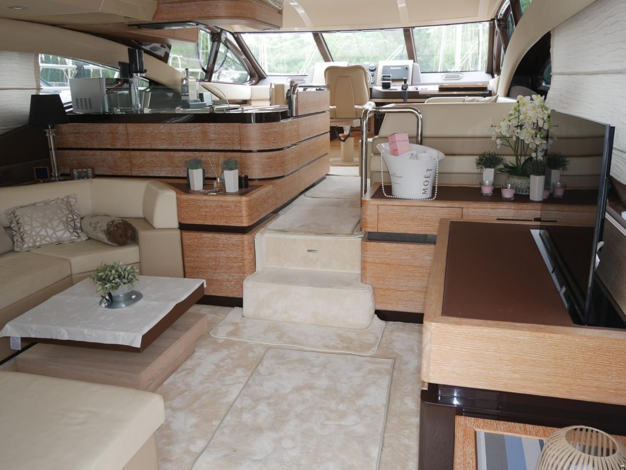 Azimut 60