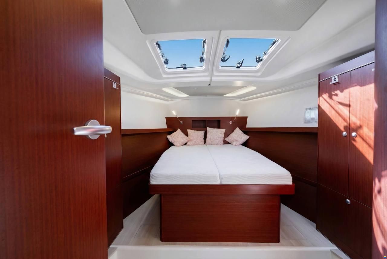 Hanse 455
