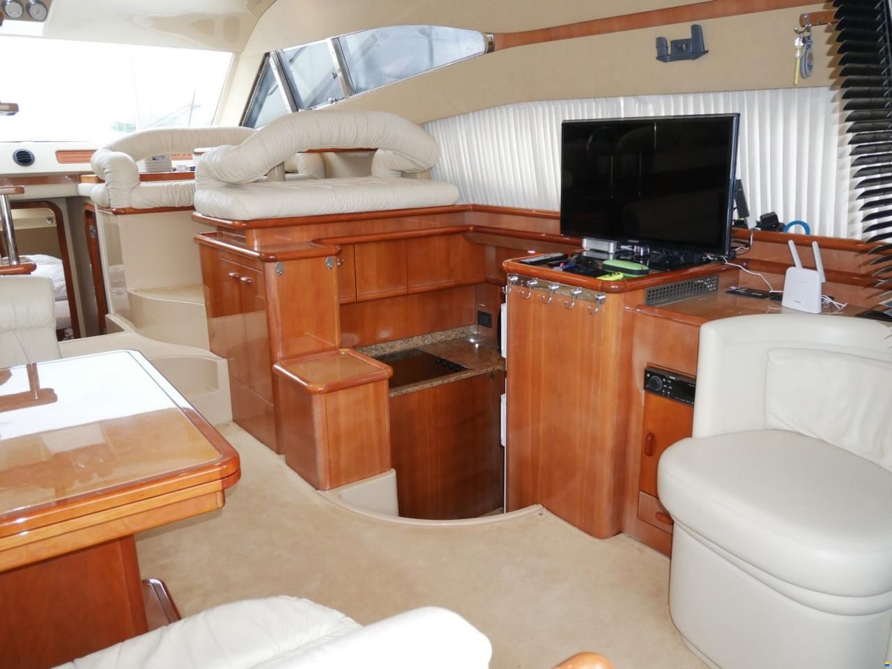 Ferretti 480