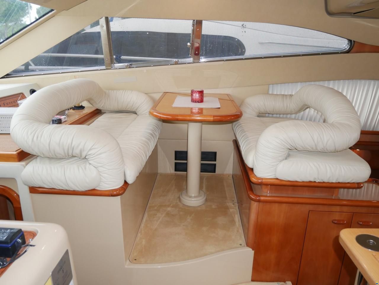 Ferretti 480