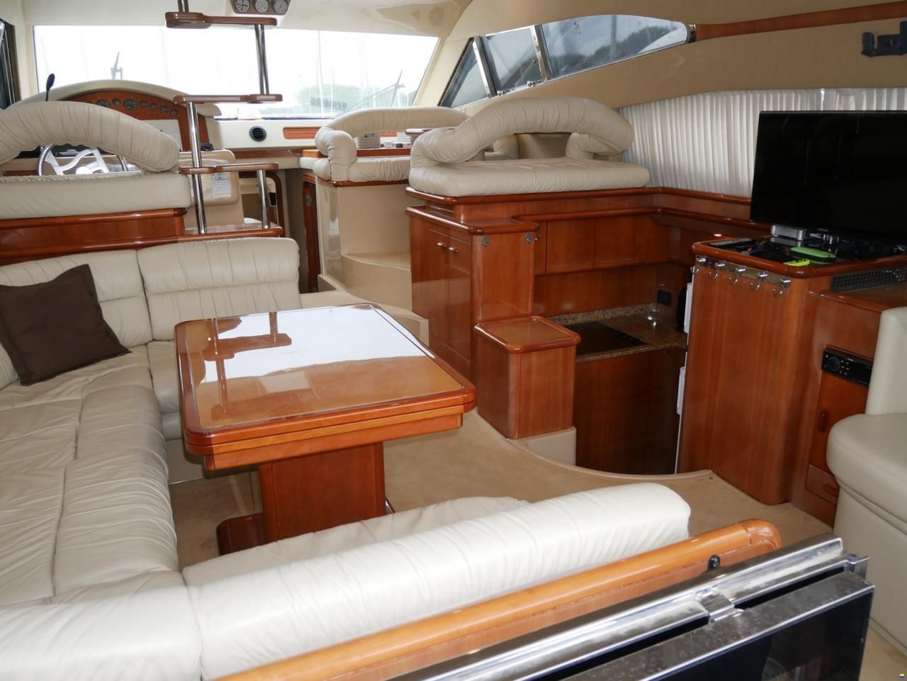 Ferretti 480