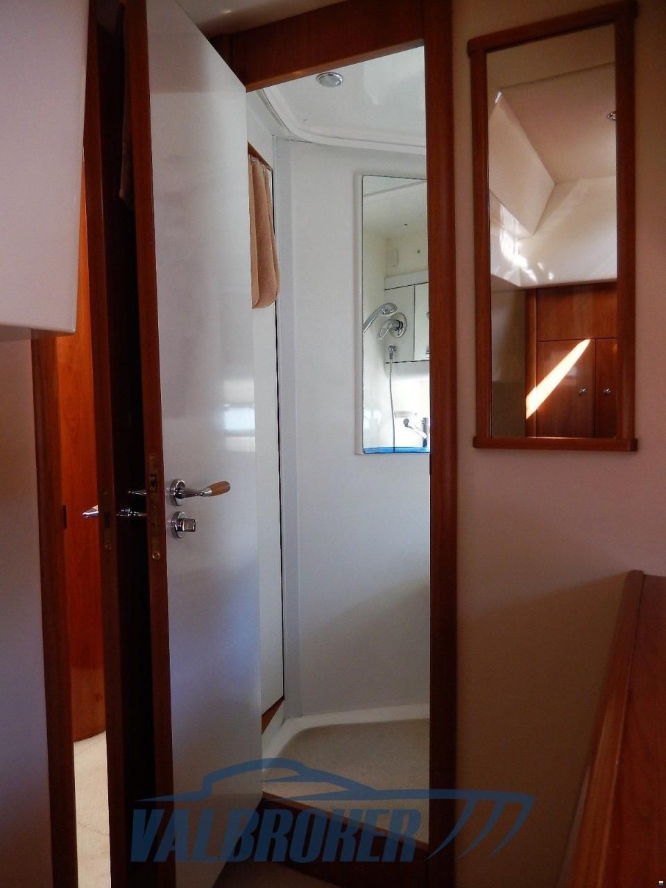 Sealine C 39