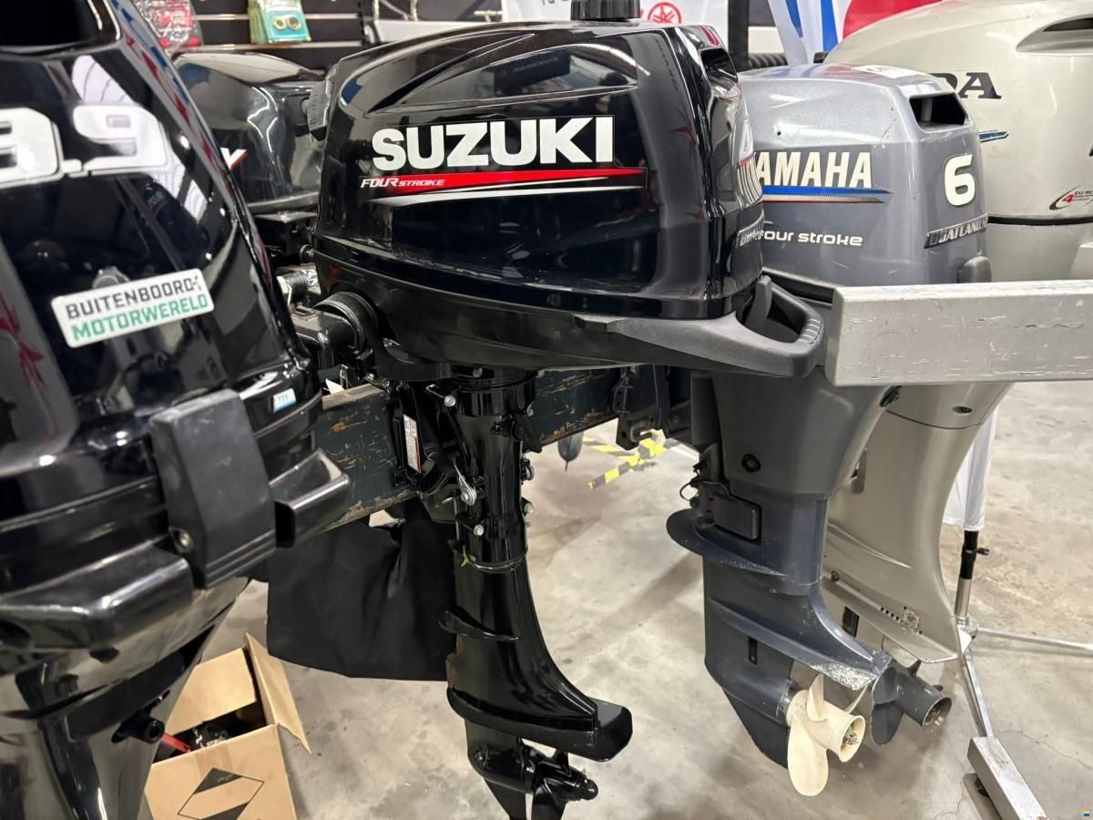 Suzuki DF4A