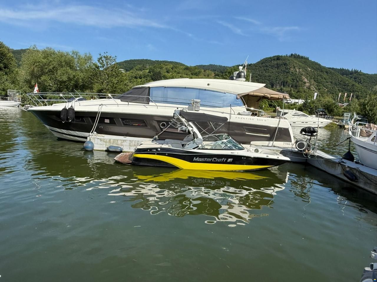 MasterCraft XT 20