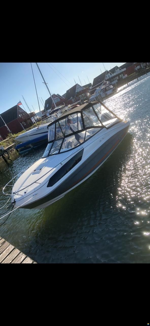 Bayliner VR6 Cuddy