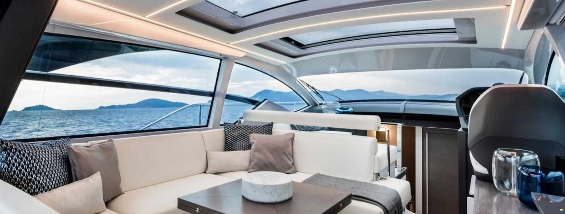 Pershing 5X