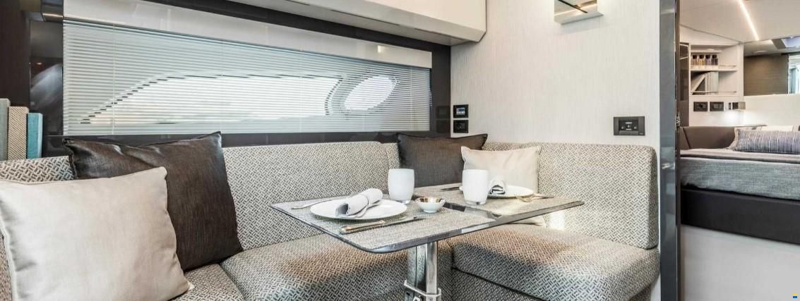 Pershing 5X