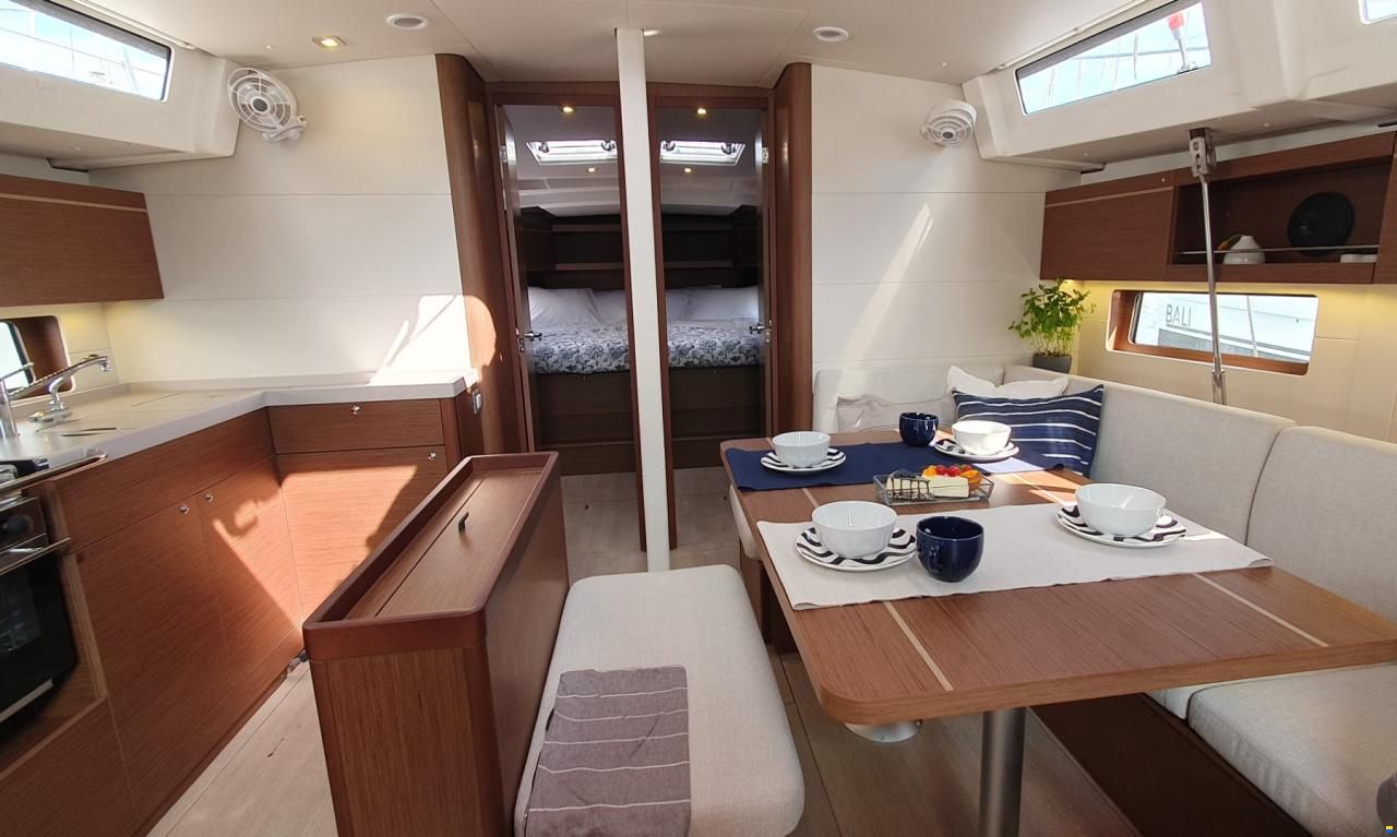 Beneteau Oceanis 46.1