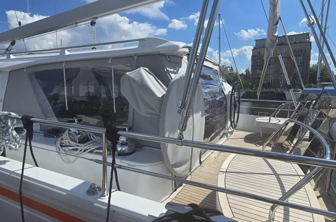 Moody 54 DS - Decksaloon